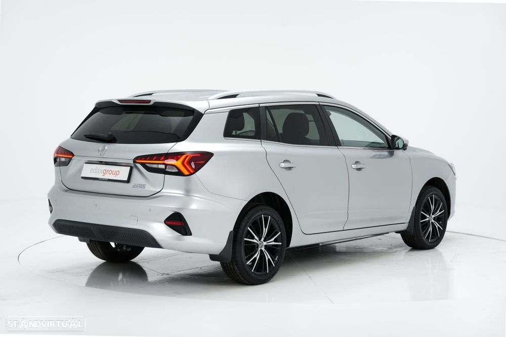 MG MG5 61 kWh Luxury - 3