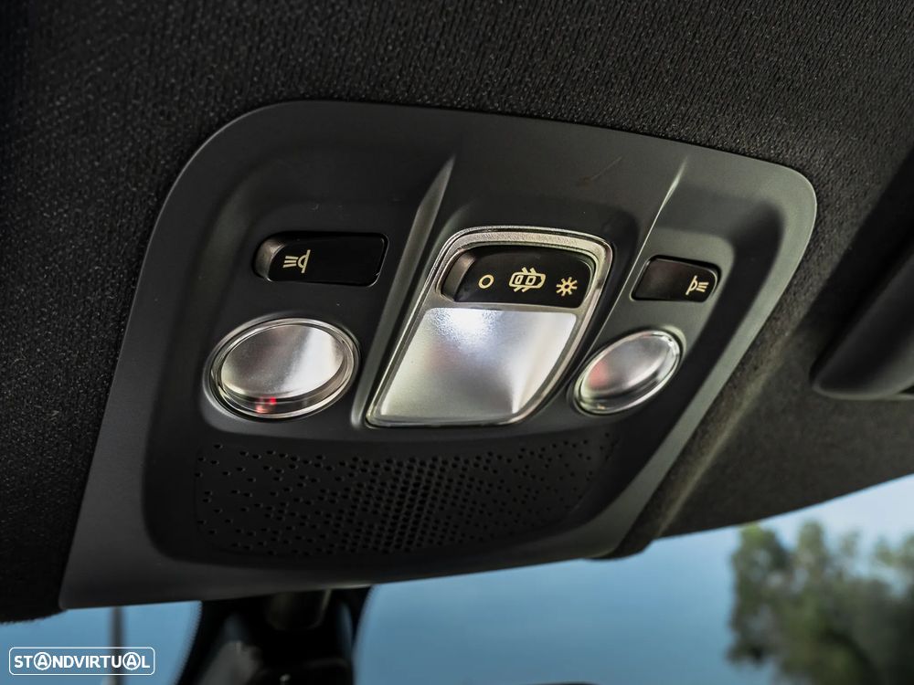 Peugeot 208 GTI 200 THP - 30