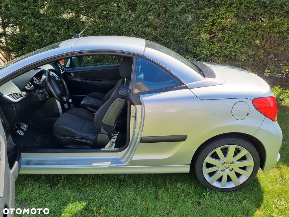 Peugeot 207 - 12