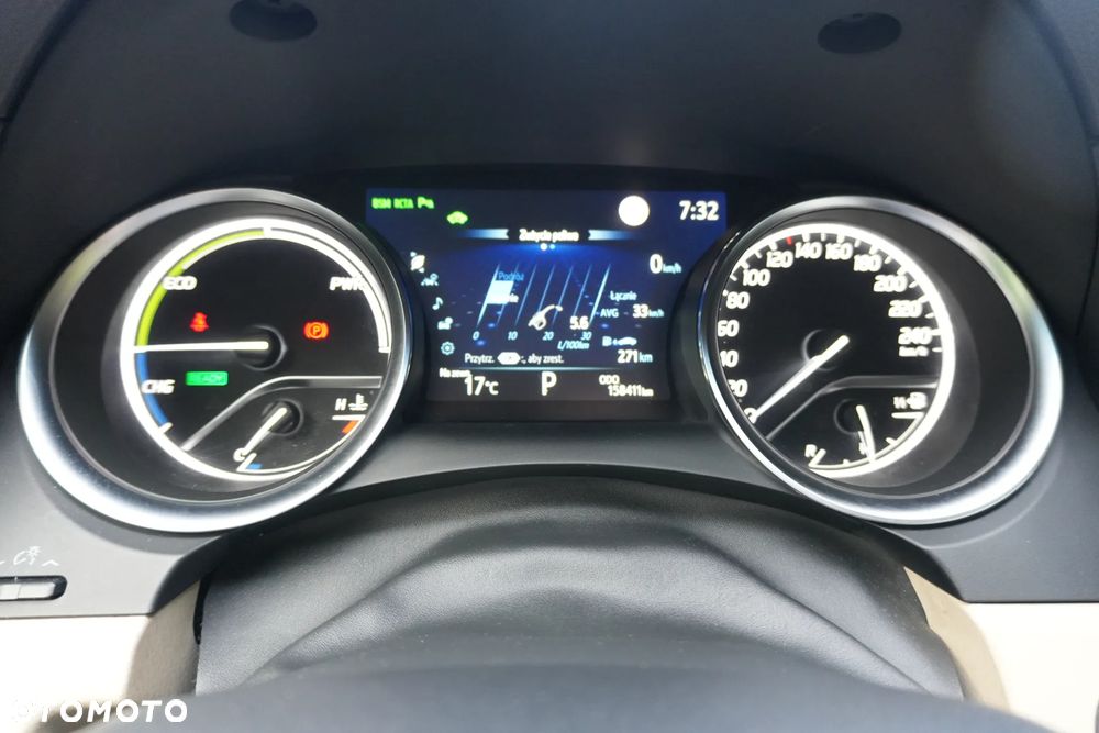 Toyota Camry 2.5 Hybrid Executive CVT - 14