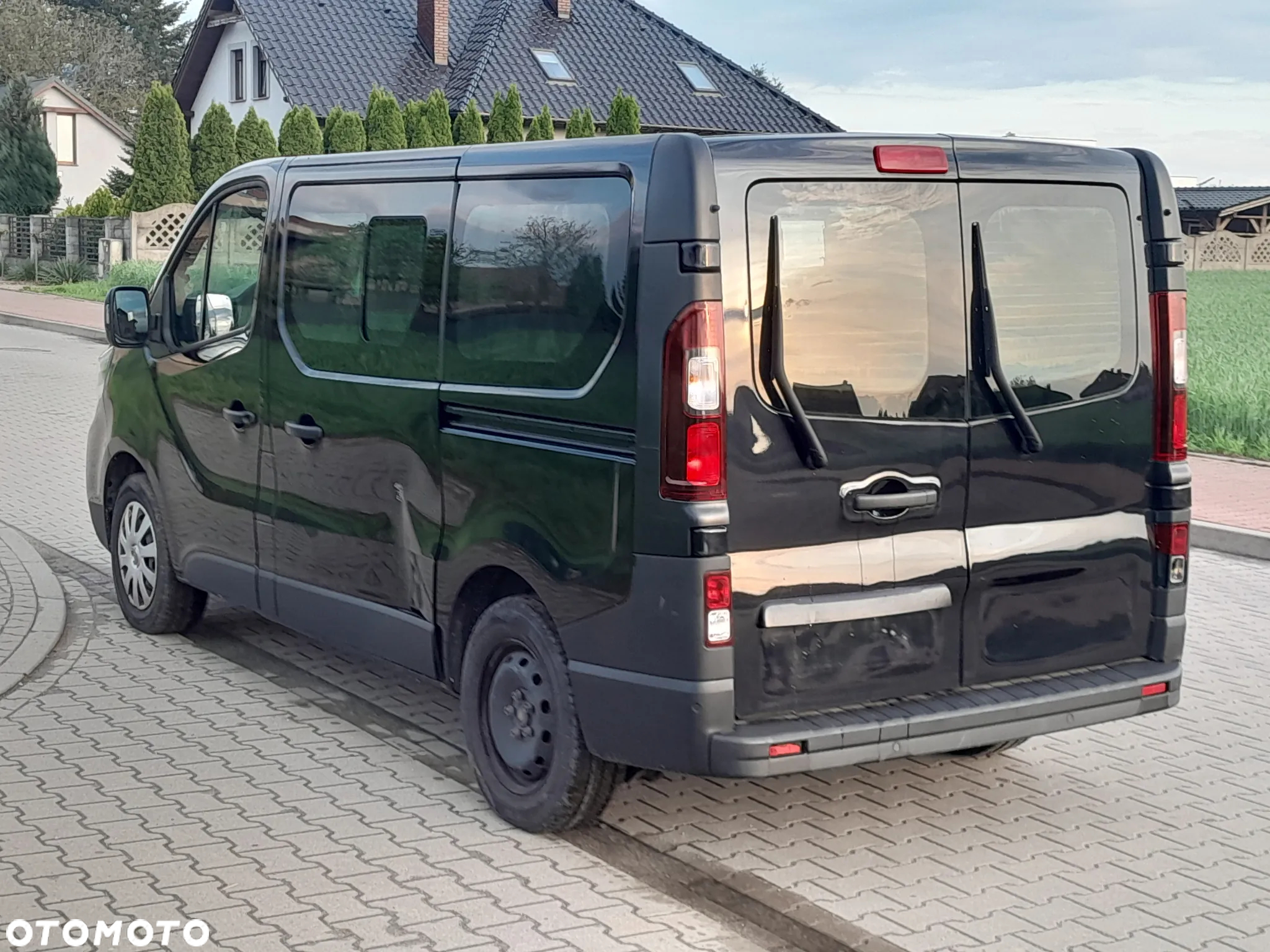 Nissan NV300 - 5