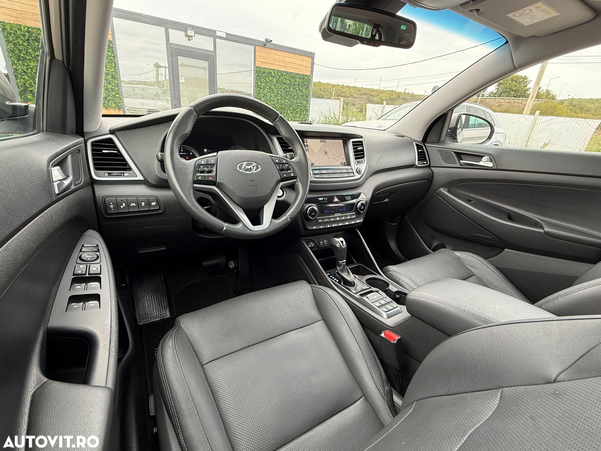 Hyundai Tucson 2.0 CRDI 4WD 6AT Luxury Pack+ - 7
