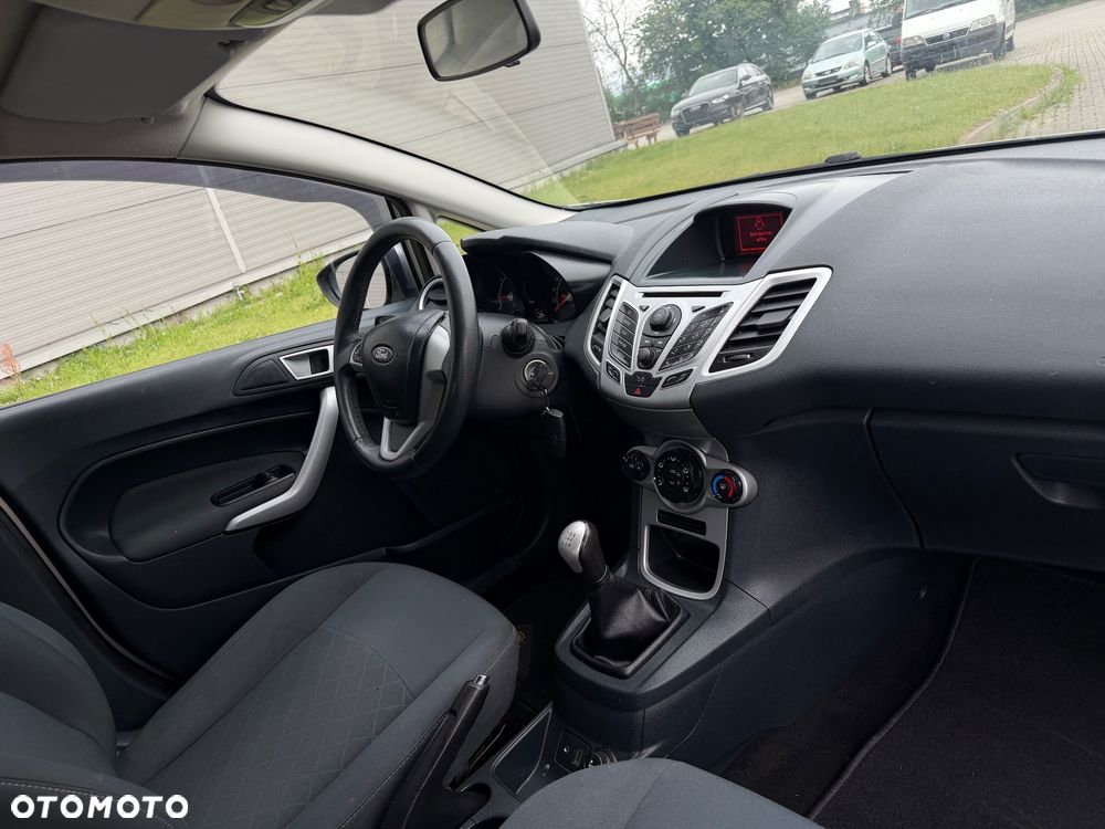 Ford Fiesta 1.25 Silver X (SVP) - 13