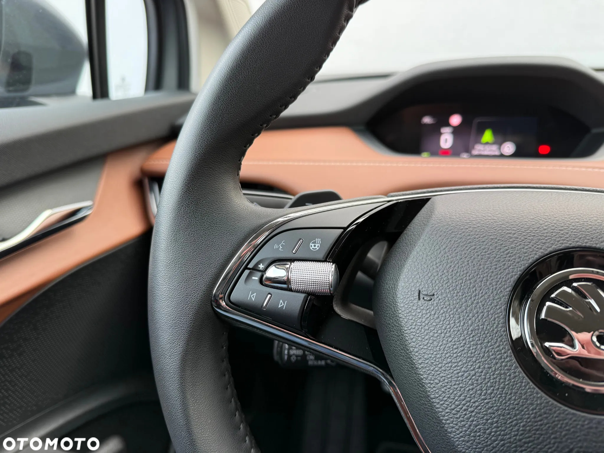 Skoda Enyaq 60 62kWh - 24