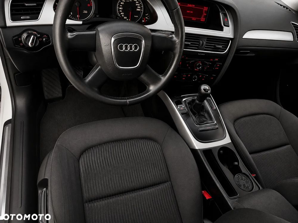 Audi A4 Limousine 2.0 TFSI Attraction - 24
