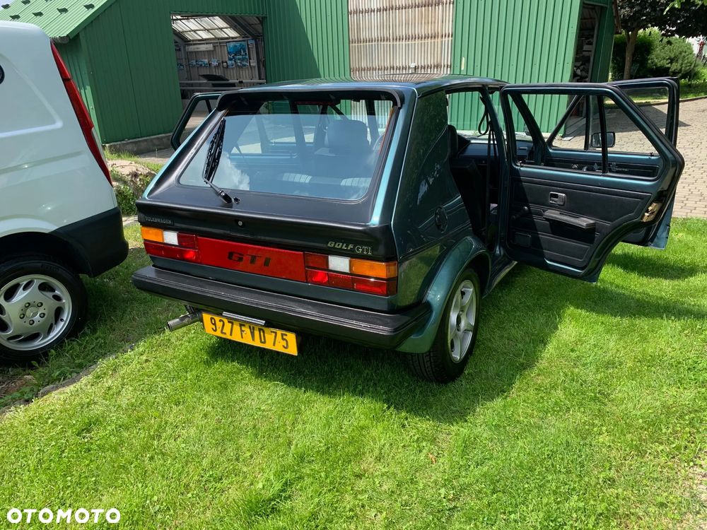 Volkswagen Golf 1.8 GTI - 22