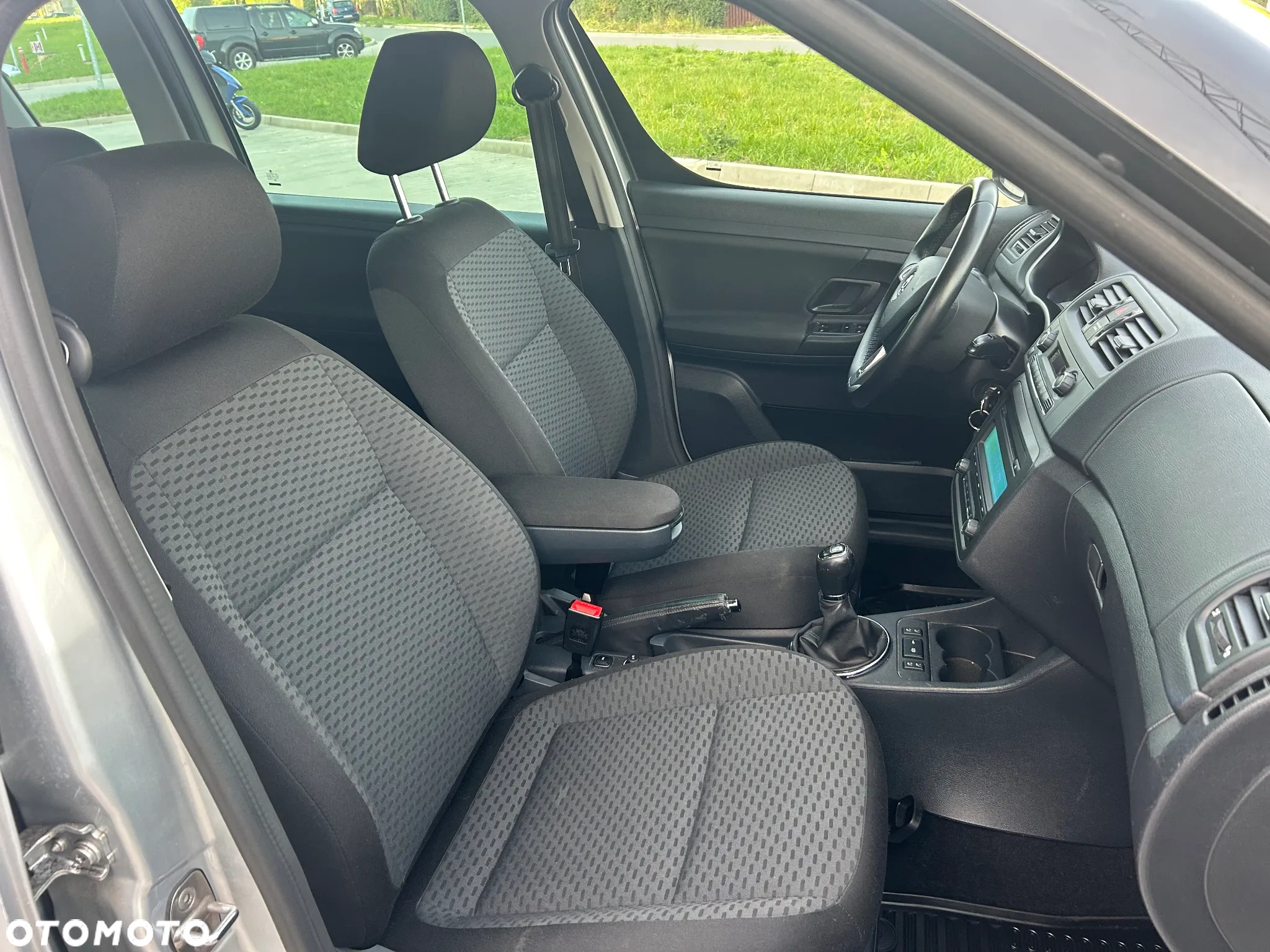 Skoda Roomster 1.2 TSI Style PLUS EDITION - 30