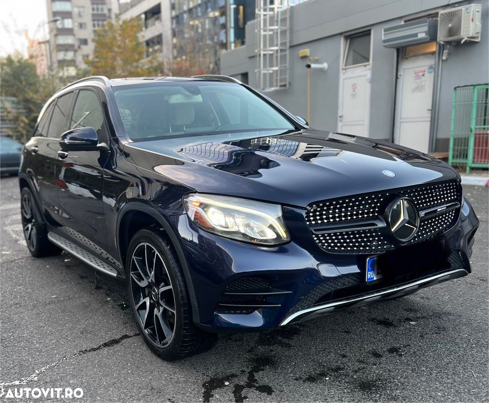 Mercedes-Benz GLC 300 4MATIC 9G-TRONIC AMG Line - 1