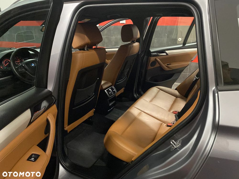 BMW X3 xDrive20d Advantage - 27