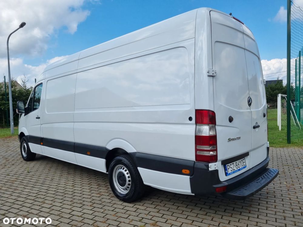 Mercedes-Benz Sprinter - 10