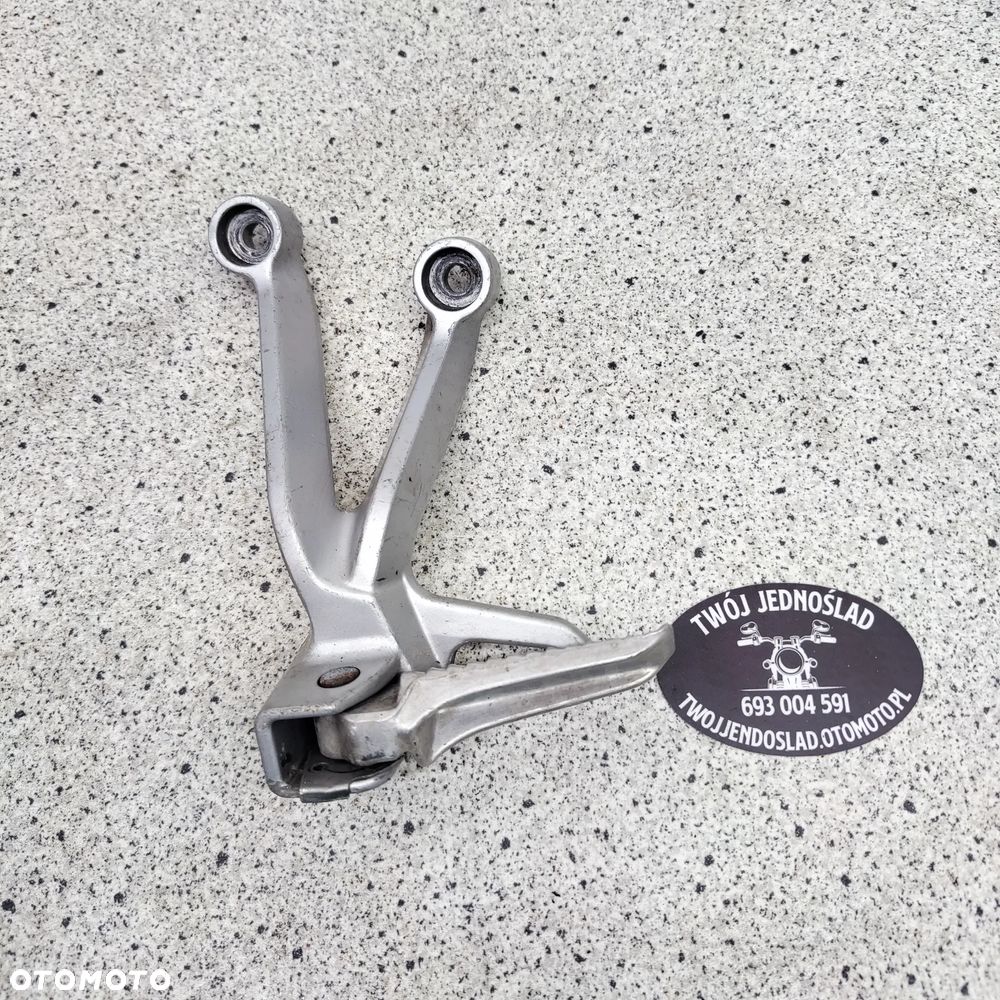 Set lewy tył, podnóżek pasażera Suzuki GSX-R 1000 GSXR 1000