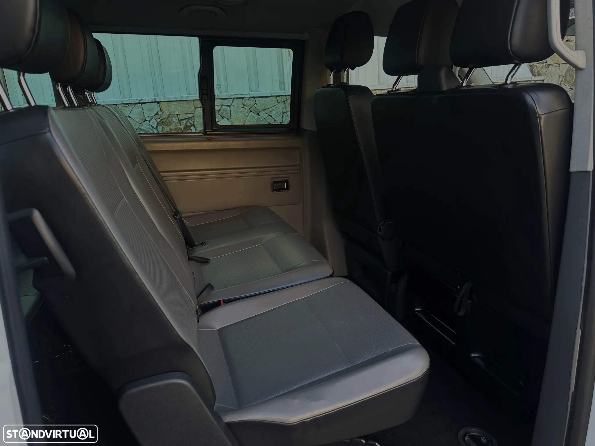 VW Caravelle 2.0 TDi BM Longa Comfortline - 16