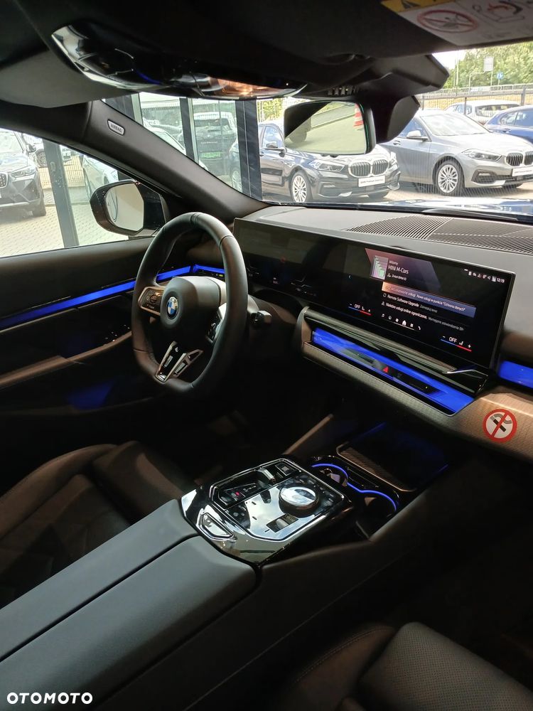 BMW Seria 5 520d mHEV - 31