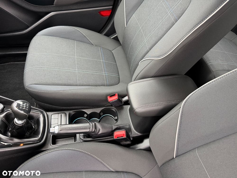 Ford Fiesta 1.0 EcoBoost STart-Stop Titanium - 37