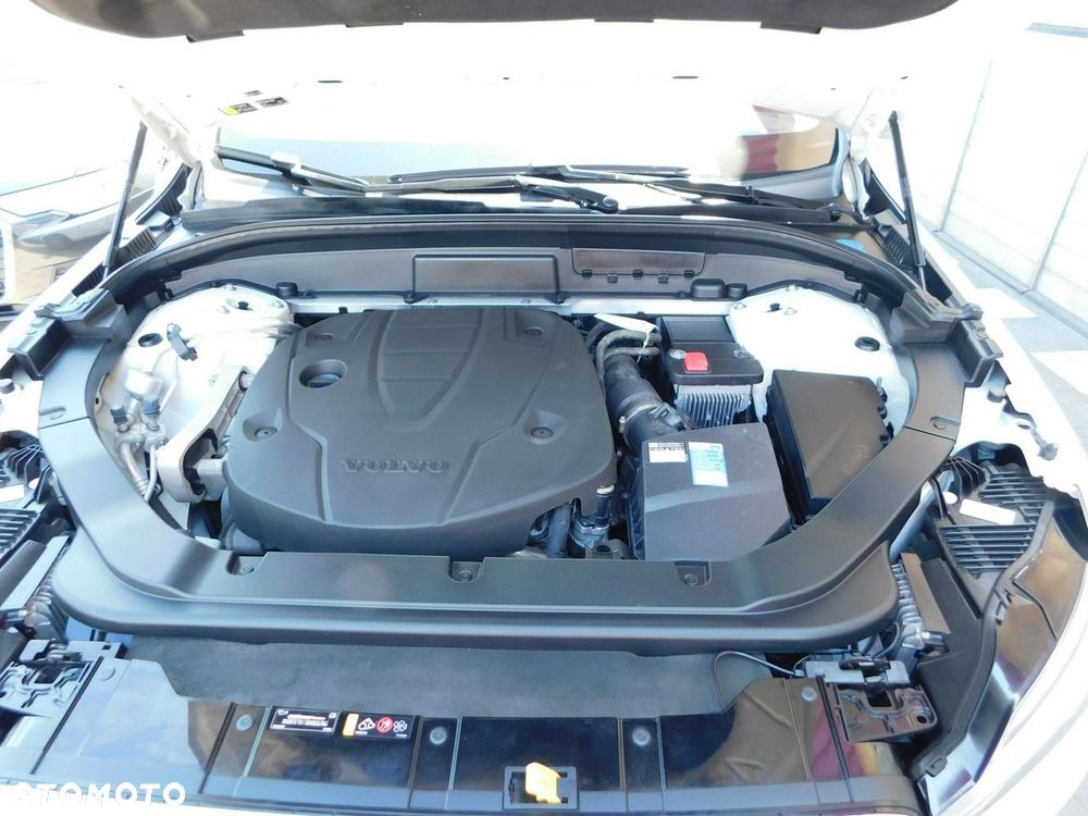 Volvo XC 60 D4 Inscription - 19
