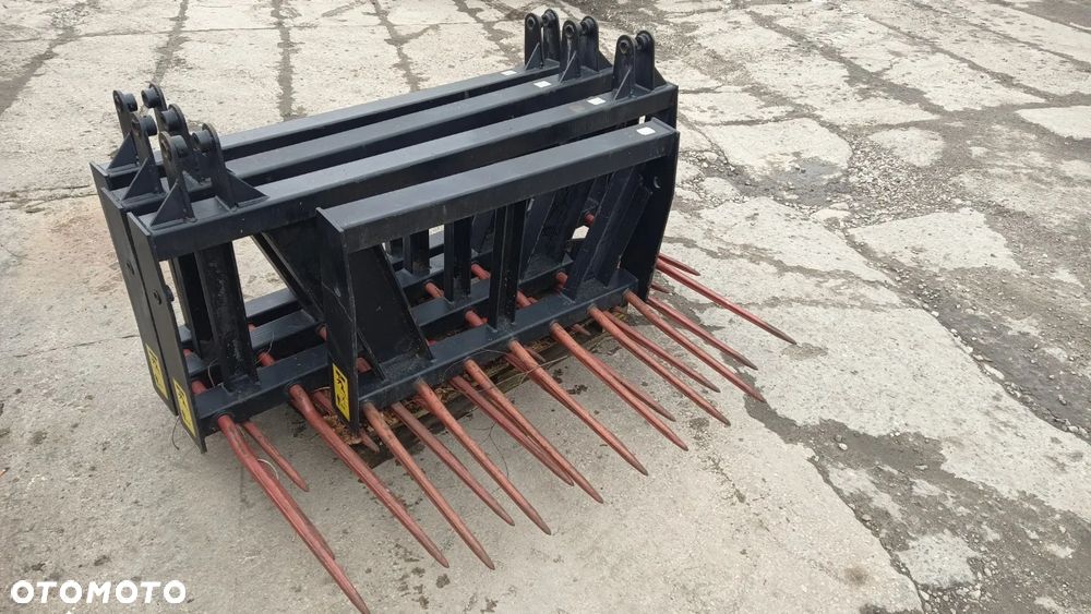 Inny Wycinak do kiszonki 1,75m Kellfri dwa siłowniki, Krokodyl 1,4; 1,6; 1,8; 2,0m Metal-Fach / Euromasz, Łyżka chwytakowa-Łyżko krokodyl, Łyżka materiałó sypkich 1,6; 1,8; 2,0; 2,2; 2,4m Metal-Fach / Pronar, Chwytak Bel, Chwytak do obornika, widły do obornika - 23