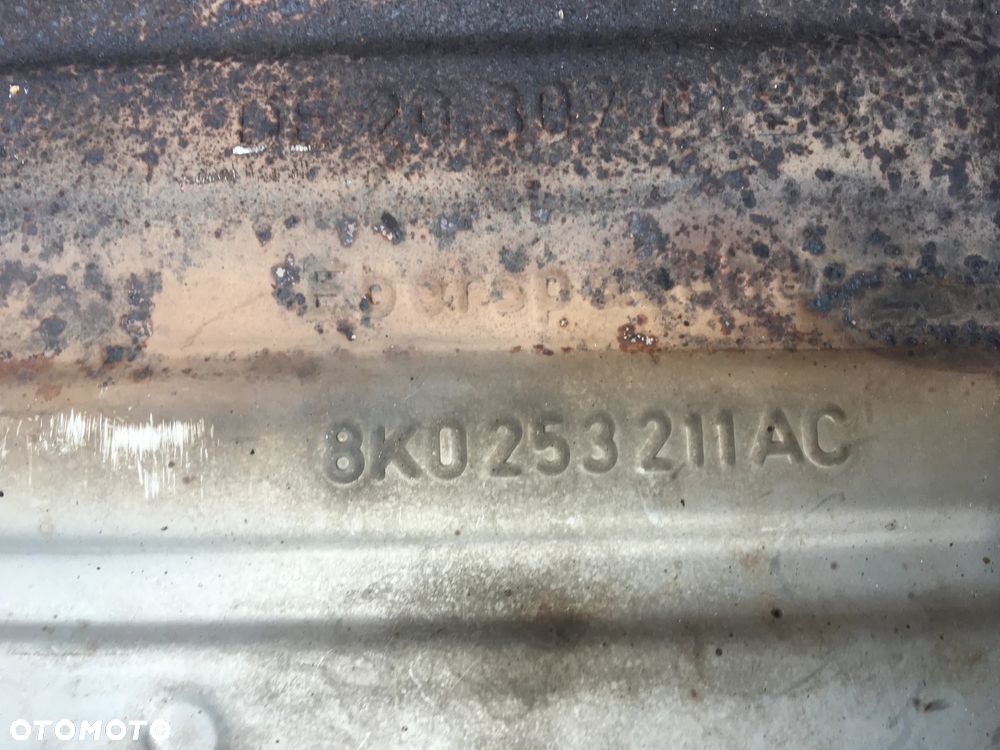 Audi  Q5 8r 2.0 TFSI /  Rura Tłumik /  8K253211AC  / ORYGINAŁ - 3