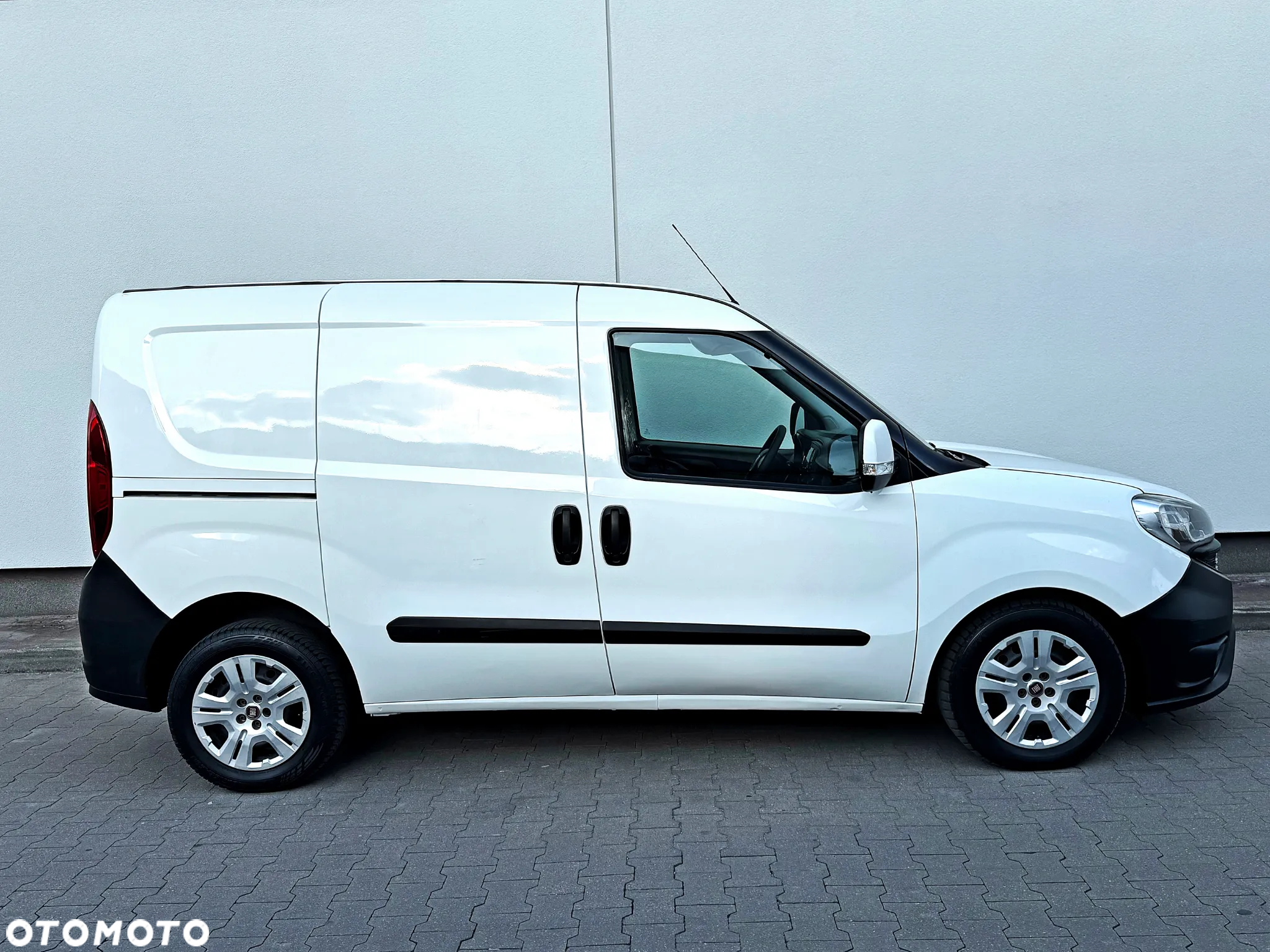 Fiat DOBLO - 27