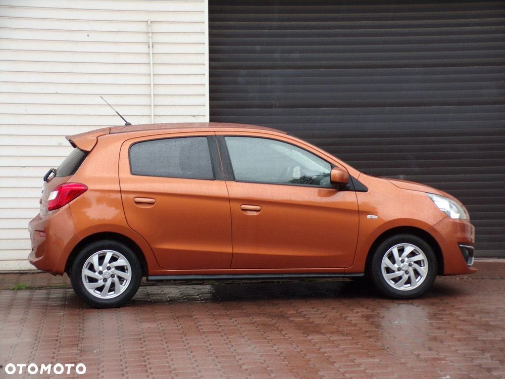 Mitsubishi Space Star - 12