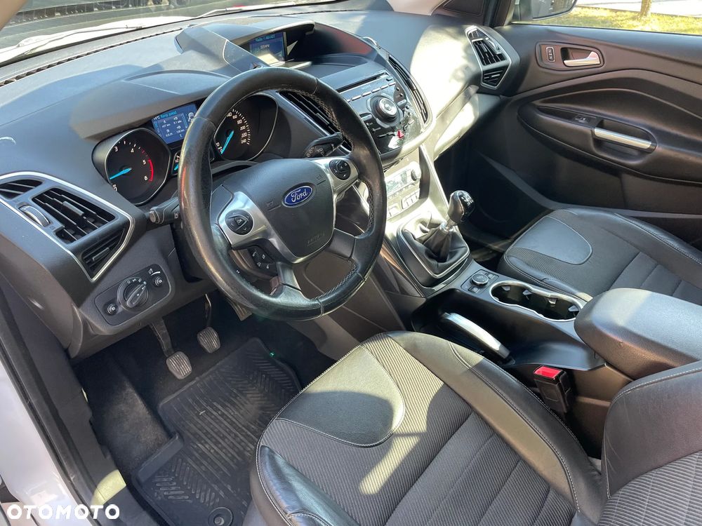 Ford Kuga 2.0 TDCi Titanium - 13