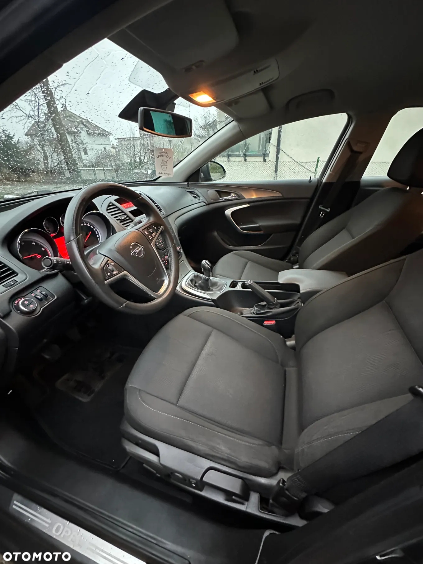 Opel Insignia - 11