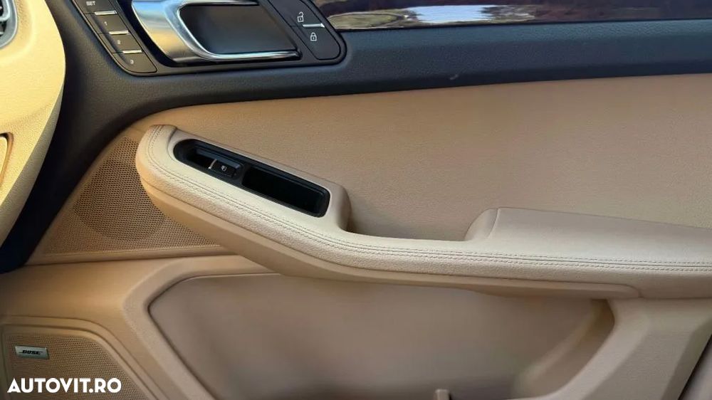 Porsche Macan T PDK - 27