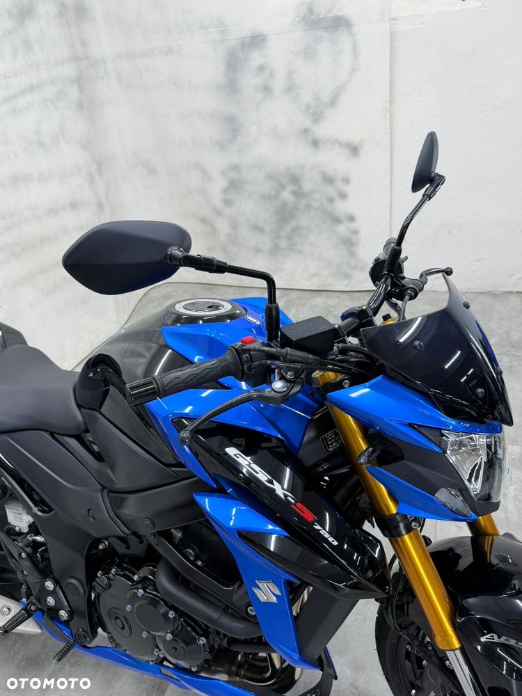 Suzuki GSX - 25