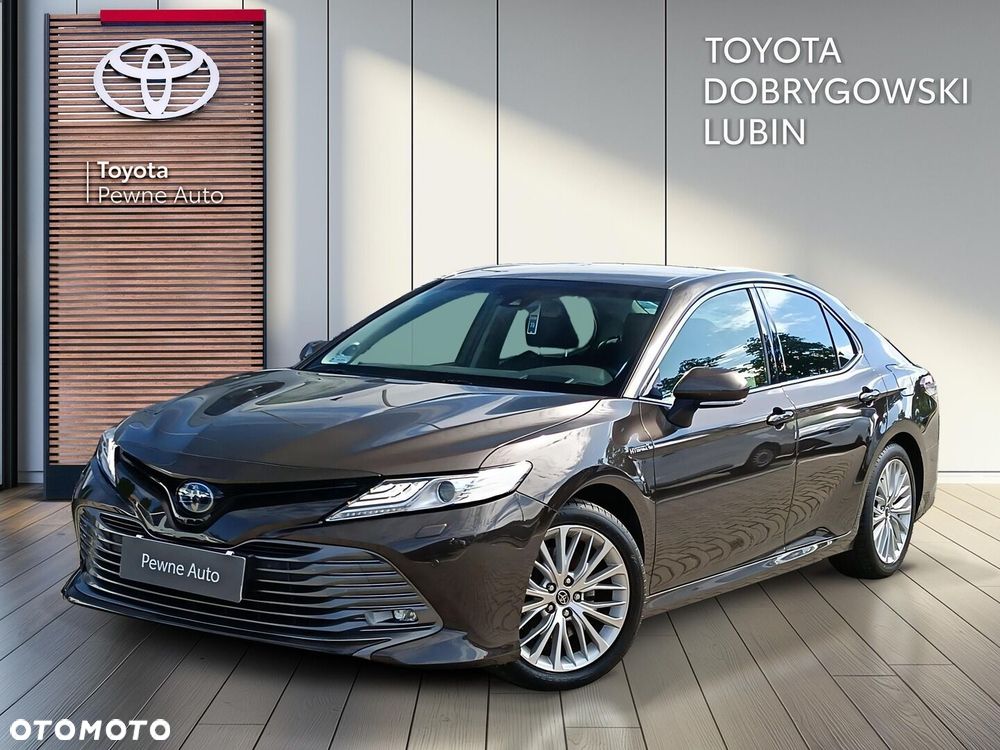 Toyota Camry 2.5 Hybrid Executive CVT - 1