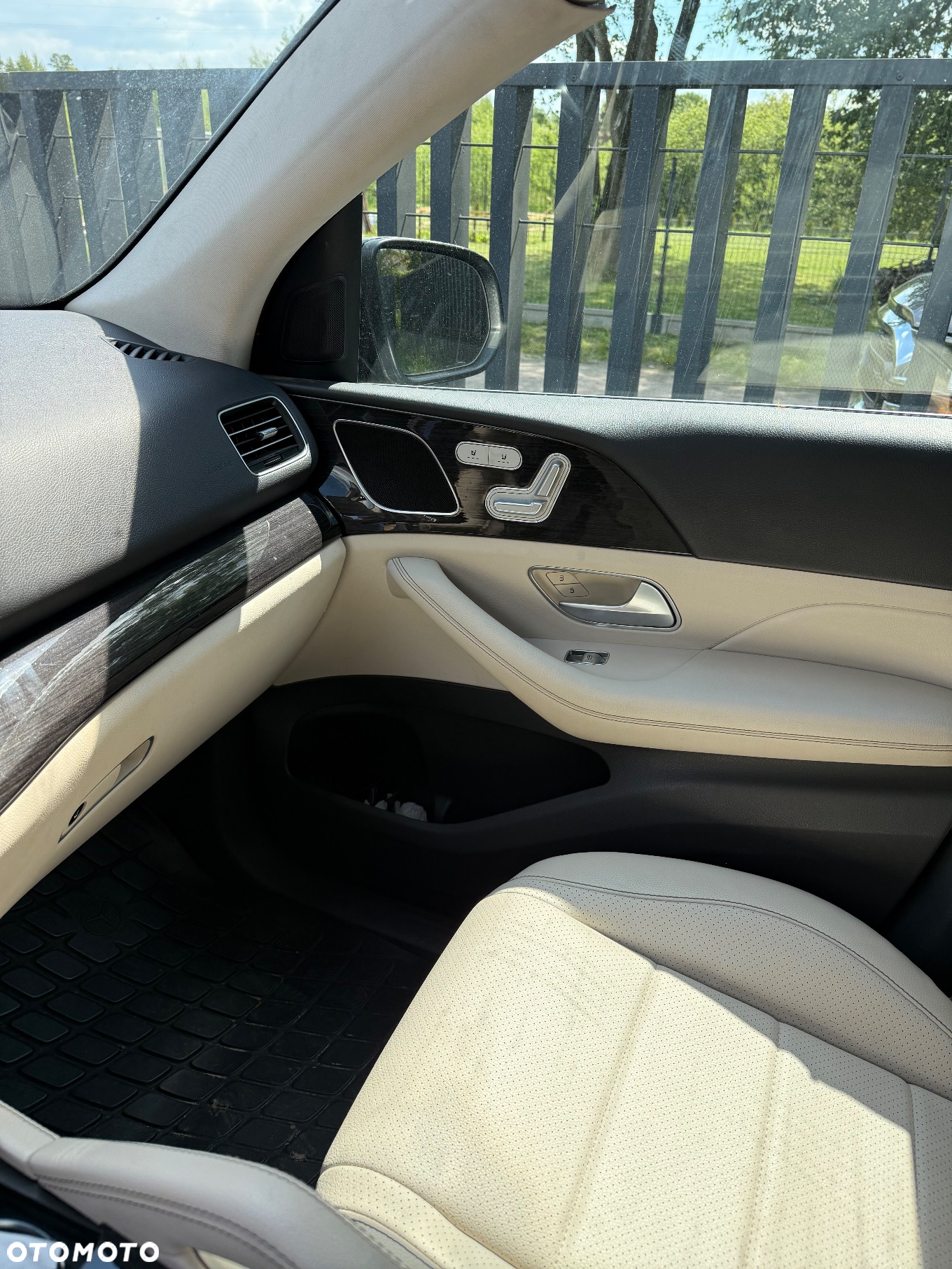 Mercedes-Benz GLE - 7