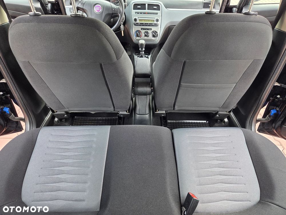 Fiat Grande Punto 1.4 8V Emotion - 36