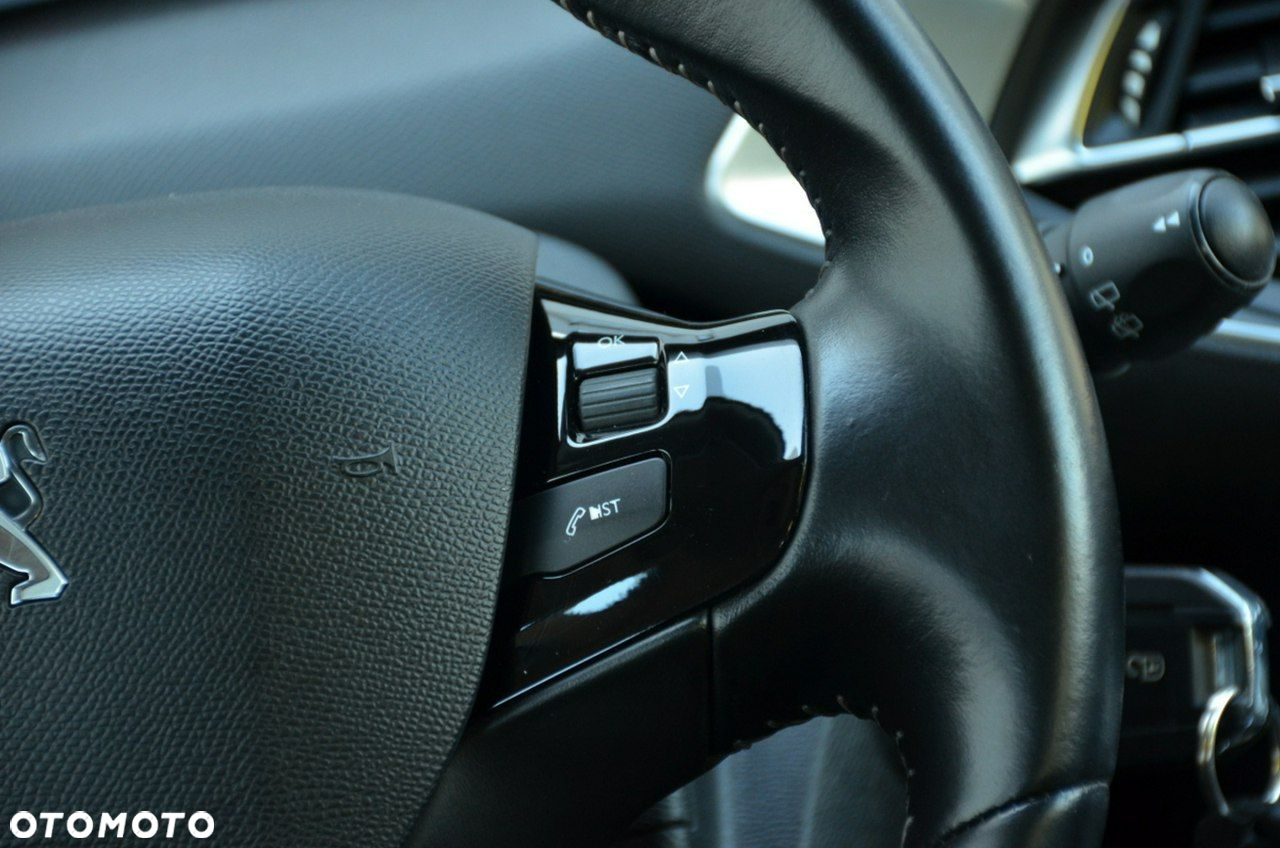 Peugeot 308 - 34