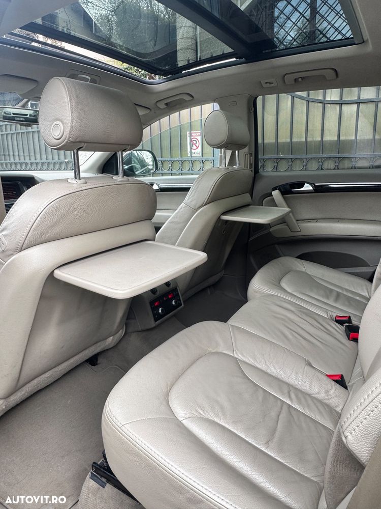 Audi Q7 - 7