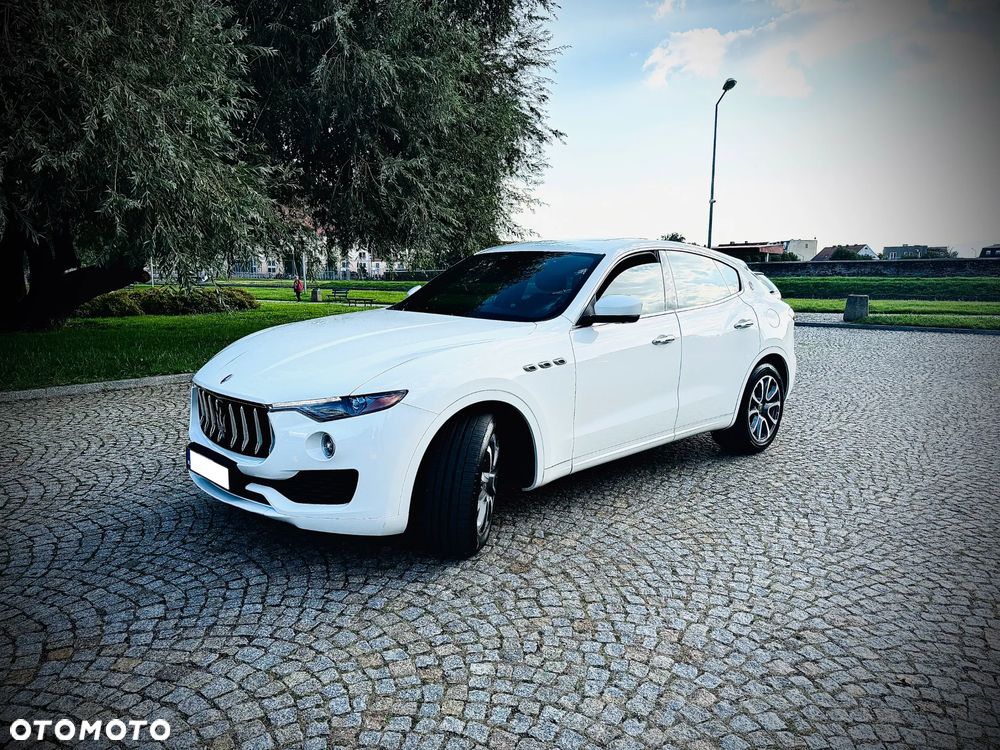 Maserati Levante S Q4 - 4