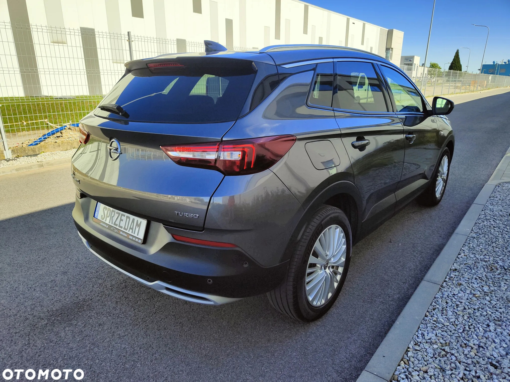 Opel Grandland X 1.2 T GPF Innovation S&S - 4