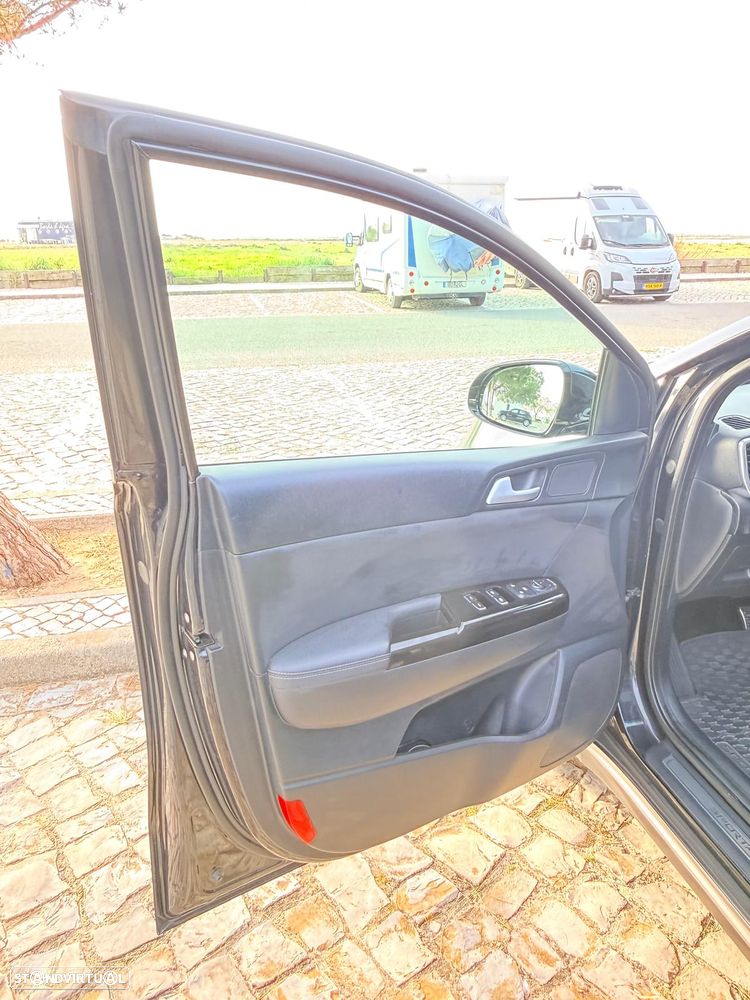 Kia Sportage 1.7 CRDI ISG GT Line 7DCT - 8