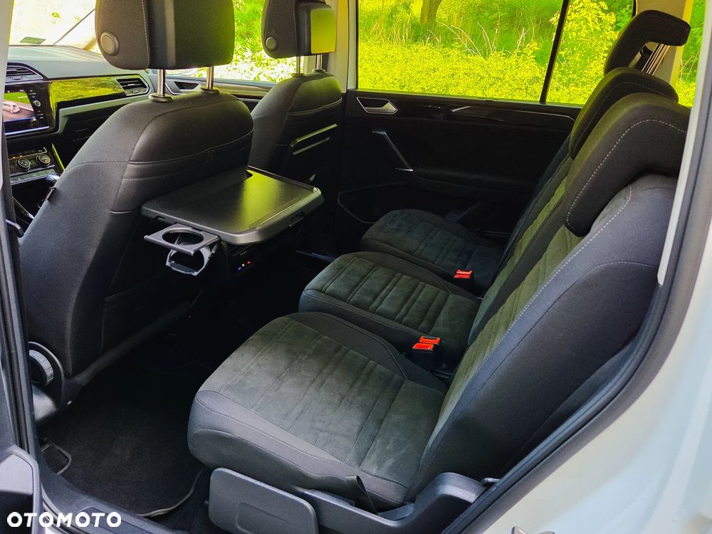 Volkswagen Touran 1.5 TSI EVO Highline DSG - 27