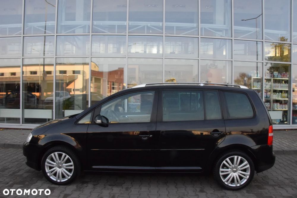 Volkswagen Touran 2006 photo 5