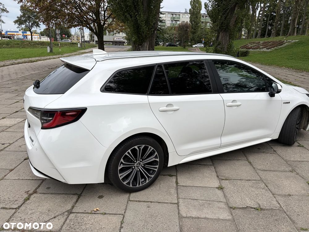 Toyota Corolla 1.8 Hybrid Comfort - 11