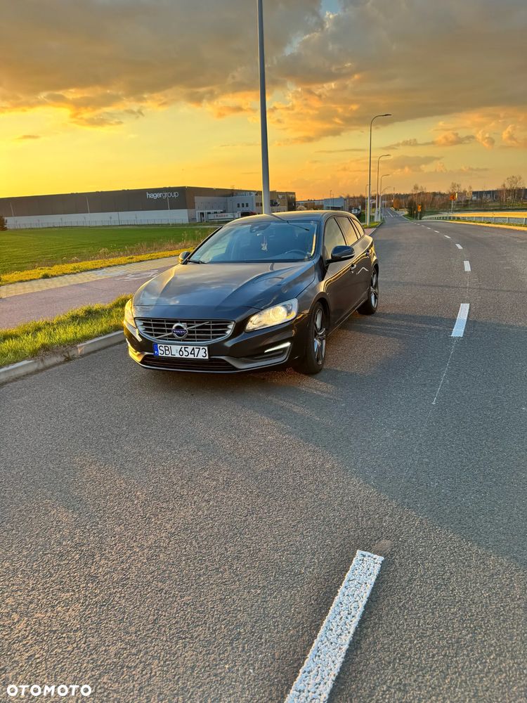 Volvo V60 D2 Geartronic Powershift - 8