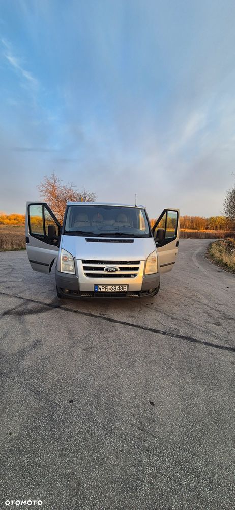 Ford Transit - 4