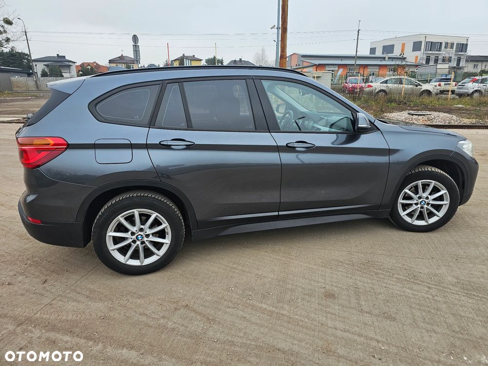 BMW X1 sDrive18i Advantage - 17