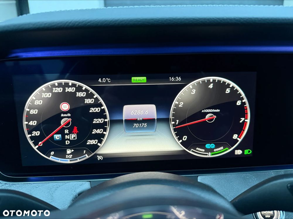 Mercedes-Benz CLS - 10