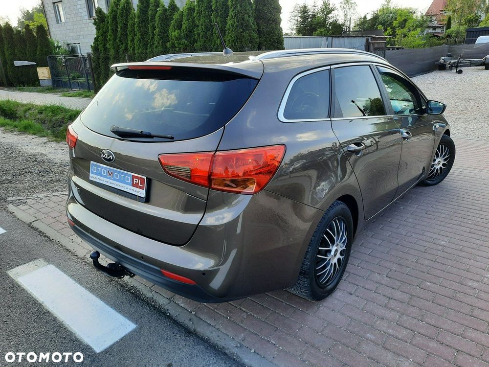 Kia Ceed - 5