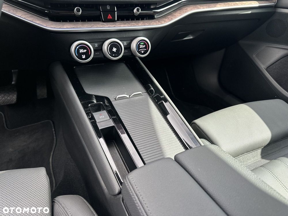 Skoda Superb 1.5 TSI Plug-in Hybrid L&K DSG - 27