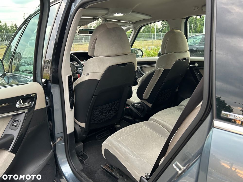 Citroën C4 Grand Picasso 2.0 HDi FAP Exclusive - 23