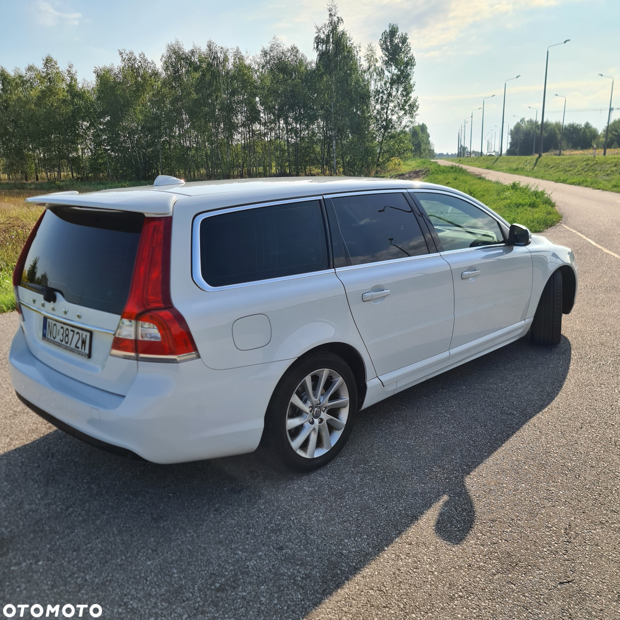 Volvo V70 D2 Momentum - 2