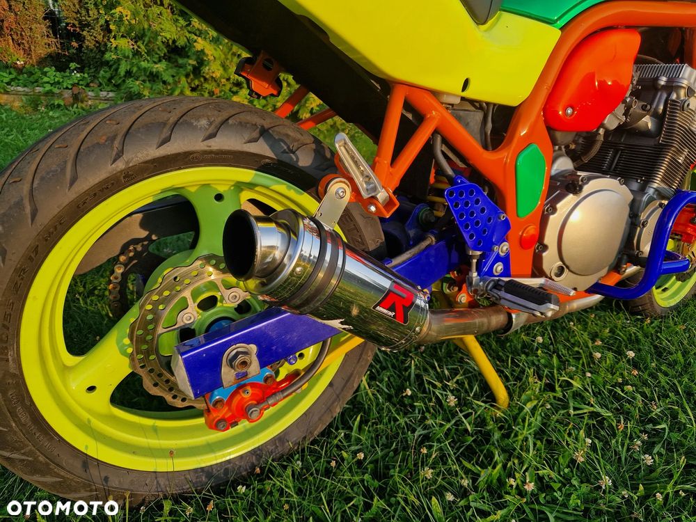 Suzuki GS - 21