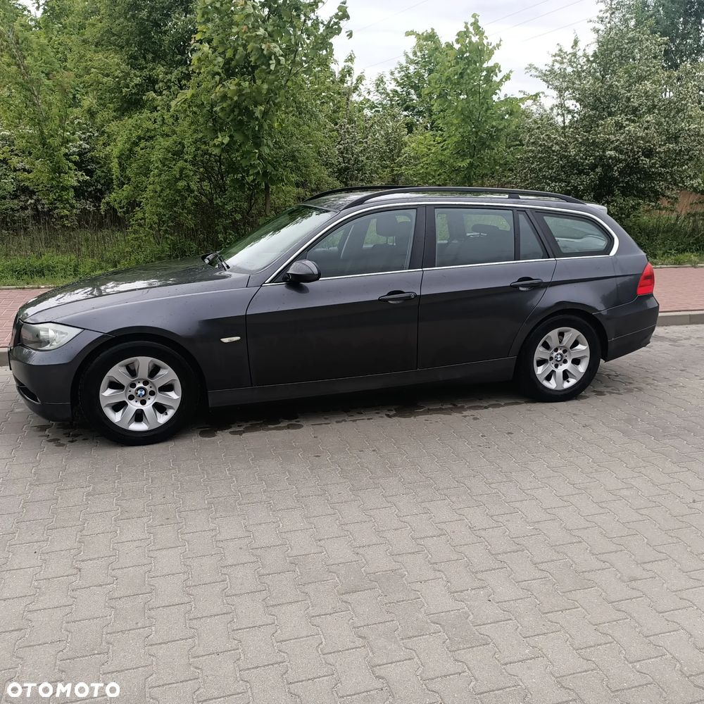 BMW Seria 3 318d - 5