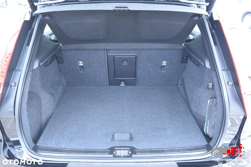 Volvo XC 40 - 19