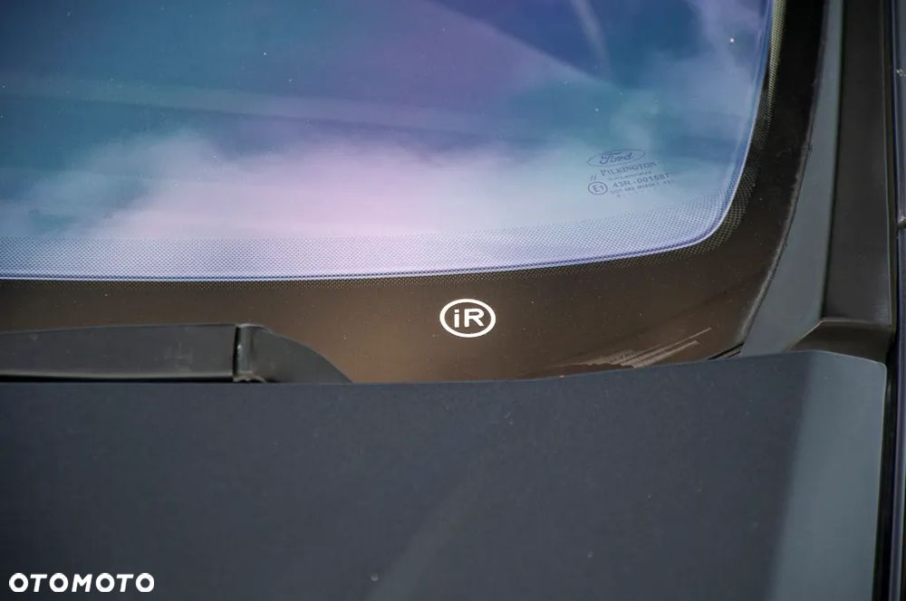 Ford S-Max 2.0 TDCi DPF Titanium X - 39